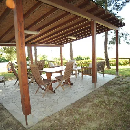 Mandriato Organic Farm In The Tuscan Hills *